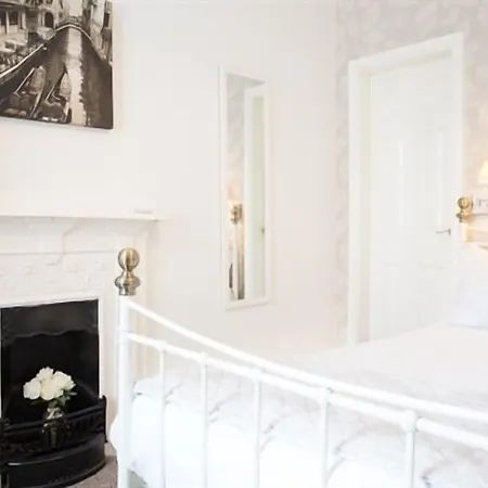 Ellerbrook House Penzion