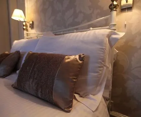 Penzion Ellerbrook House 4*