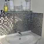 Ellerbrook House Гостевой дом Карлайл