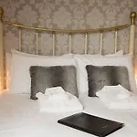Гостевой дом Ellerbrook House 4*