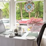 Ellerbrook House Гостевой дом 4*