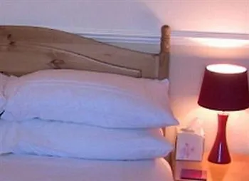 Ellerbrook House 4*
