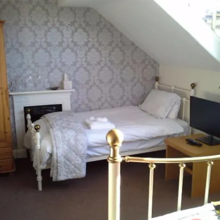Ellerbrook House