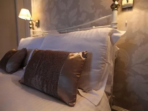 ゲストハウス エラーブルーク ハウス 4*