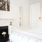 Ellerbrook House Guest house