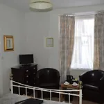 Ellerbrook House 4*